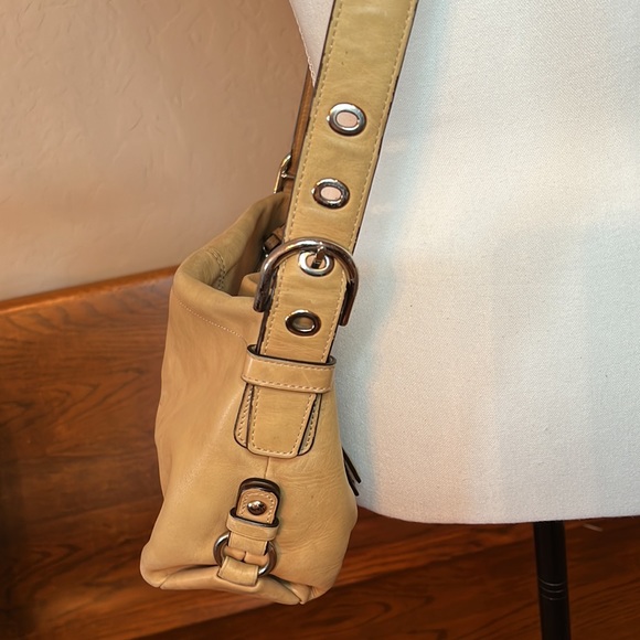 COACH LEATHER SHOULDER BAG - Picture 3 of 8